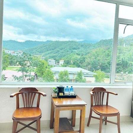 Quy Anh Hotel Bao Lac Town Exterior photo